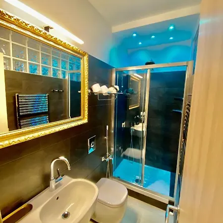 The Sea View 4*