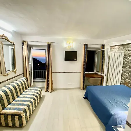 The Sea View Pensjonat Manarola