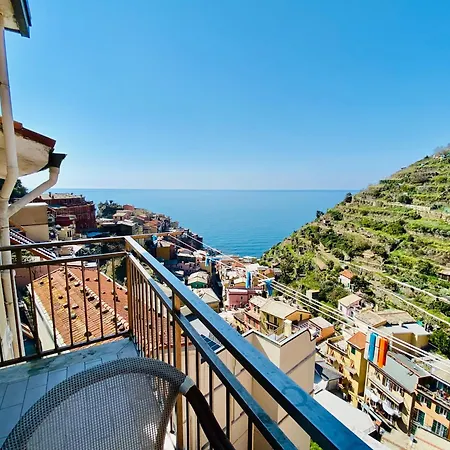 The Sea View 4*