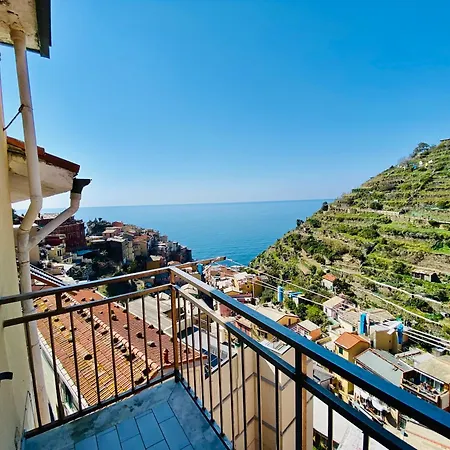 The Main Plaza * Manarola