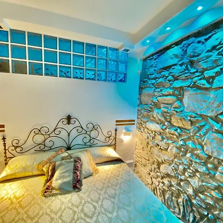 The Sea View 4*