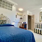 The Sea View 게스트하우스 4*