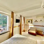 The Sea View 게스트하우스 4*