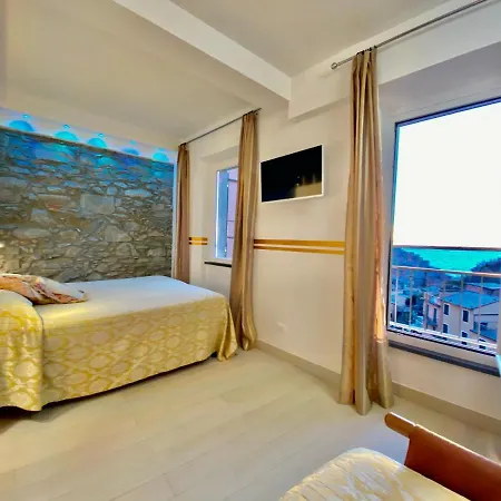 The Sea View Pensionat Manarola