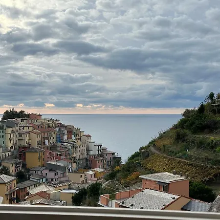 The Sea View 4*