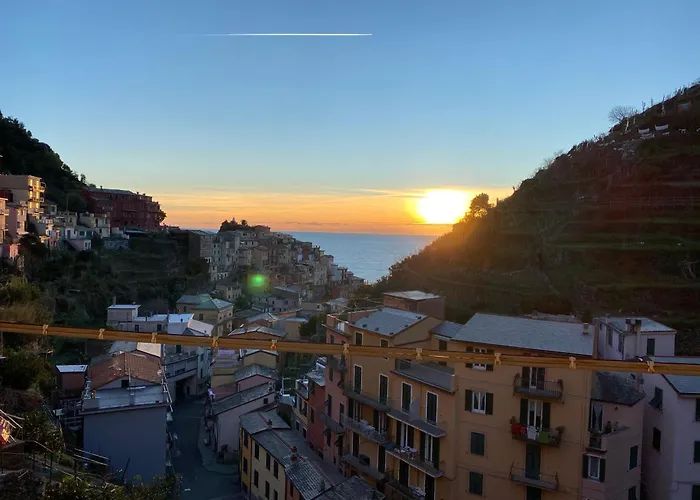 The Sea View 4*