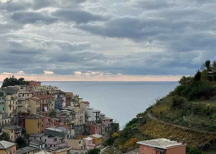 The Sea View 4*